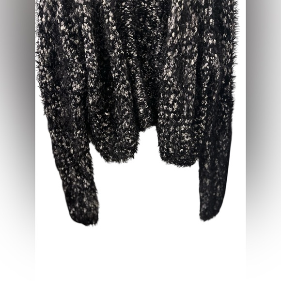 F&F Fuzzy Oversized Open Front Cropped Cardigan - Picture 4 of 6